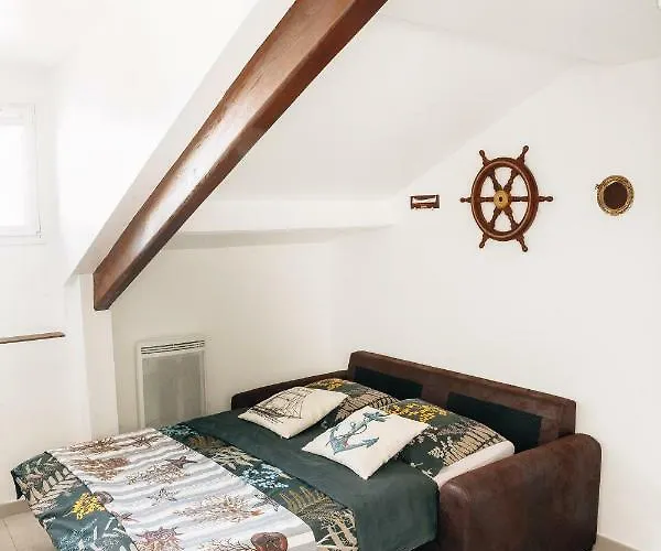 Adorable In Downtown Apartmán