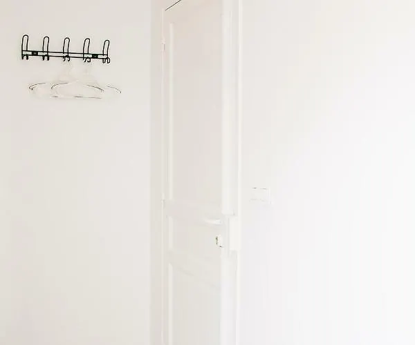 Adorable In Downtown * Nice