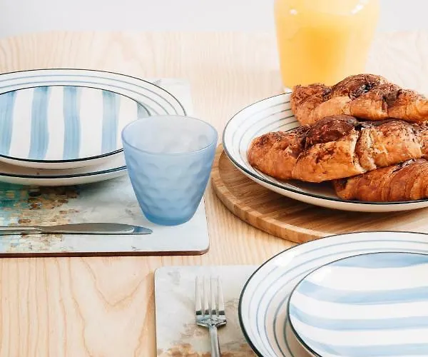 Adorable In Downtown Nice